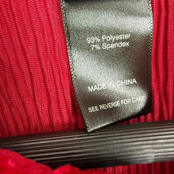 NEW NWT Ali Miles Large Vibrant Red Velvet Wearable Art Christmas Shirt Top - Picture 3 of 8